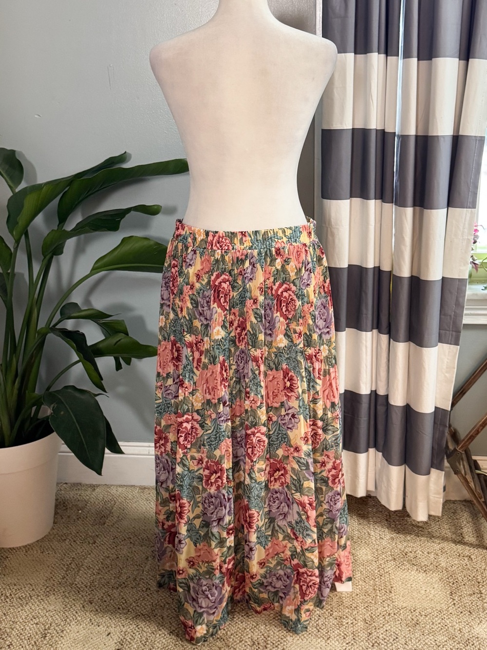 Vintage Sag Harbor Floral Pleated Midi Skirt Size Large Cottagecore - Picture 4 of 10